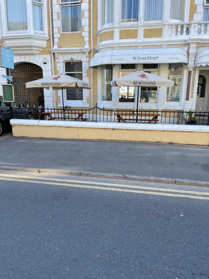 The Wilton Hotel Blackpool Eksteriør billede